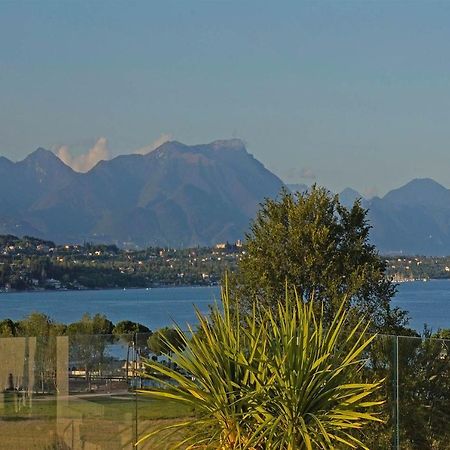 Villa Bianca Luxury Apartments Desenzano del Garda Eksteriør bilde